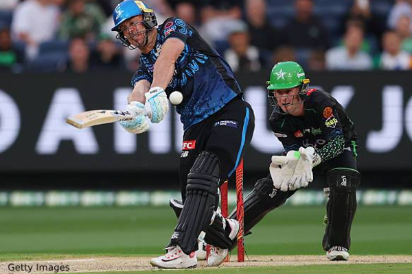 Adelaide Strikers 83 all out