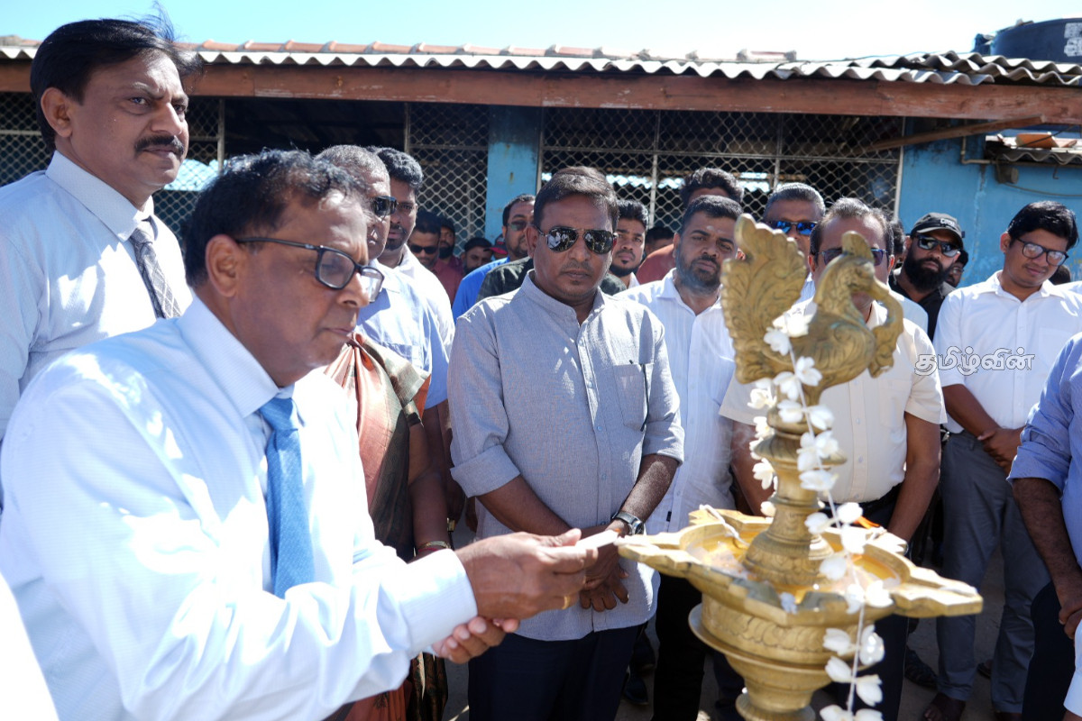 வடக்கில் வீதி புனரமைப்பு பணிகள் ஆரம்பம் - பிமல் ரத்நாயக்க உறுதி! | Road Reconstruction Work Begins In The North