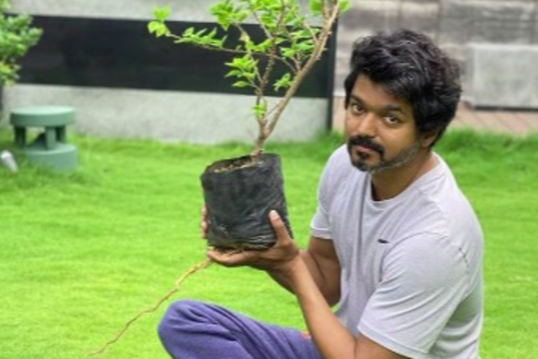 நடிகர் விஜய் வீட்டின் மதிப்பு இவ்வளவு கோடியா? அடேங்கப்பா! | Actor Vijay House Worth And Facilities