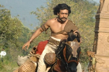 7ஆம் அறிவு படத்தின் படப்பிடிப்பில் போதி தர்மருடன் உதயநிதி ஸ்டாலின்.. இதுவரை நீங்கள் பார்த்திராத புகைப்படம்..