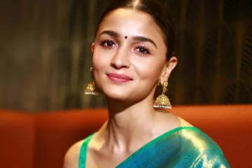 20 நிமிஷம் தான்! பிரபல நடிகைக்கு 9 கோடியை அள்ளிக்கொடுத்த தயாரிப்பாளர்..