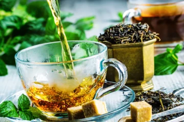 துளசியில் டீ போட்டு குடித்தால் என்ன நடக்கும்? ஒரே இரவில் இவ்வளவு மாற்றங்களா..!