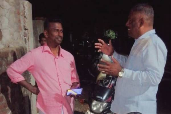 தாராள மனம் கொண்ட ஆசிரியர் ஜலால்தீன் நாம்தீன்: கிண்ணியாவில் சம்பவம் | Kinniya People தாராள மனம் கொண்ட ஆசிரியர் ஜலால்தீன் நாம்தீன்: கிண்ணியாவில் சம்பவம் | Kinniya People