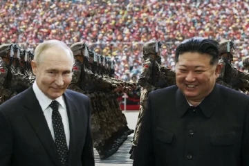 சீன ராணுவ அணிவகுப்பில் கலந்து கொள்ளும் புதின் மற்றும் கிம்