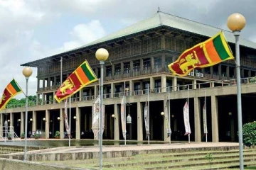 கொழும்பில் அவசரமாக ஒன்றுக்கூடவுள்ள அனைத்து கட்சி தலைவர்கள்! விடுக்கப்பட்டுள்ள அவசர அழைப்பு