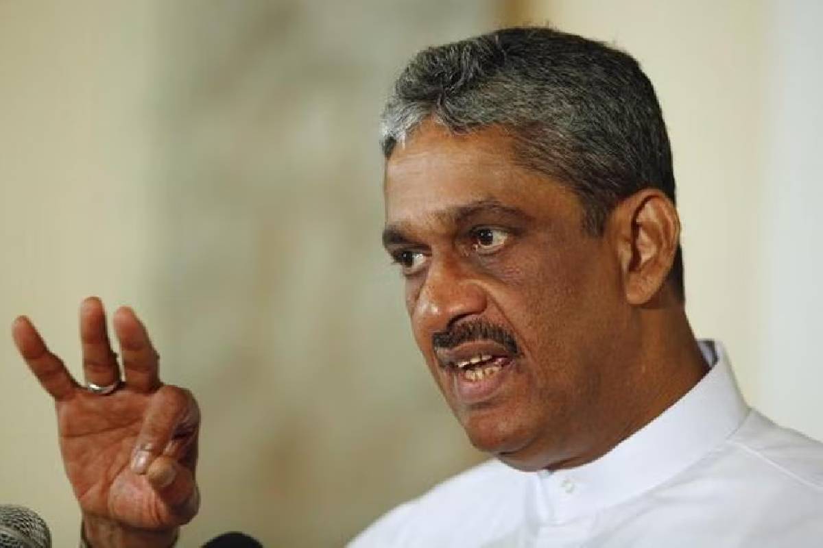 இந்த அரசைக் கவிழ்க்க எந்தச் சந்தர்ப்பத்திலும் ஆதரவளிக்க மாட்டேன்! பொன்சேகா திட்டவட்டம் | I Will Not Support The Overthrow This Government இந்த அரசைக் கவிழ்க்க எந்தச் சந்தர்ப்பத்திலும் ஆதரவளிக்க மாட்டேன்! பொன்சேகா திட்டவட்டம் | I Will Not Support The Overthrow This Government