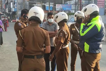 பல நாள்களுக்குப் பிறகு   எரிவாயு விநியோகம்;  விற்பனை முகவர்களால் ஏற்பட்ட   களேபரம்!