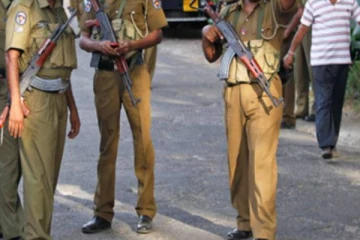 மட்டக்களப்பில் இலஞ்சம் வாங்கிய இரு பொலிஸ் அதிகாரிகளுக்கு நேர்ந்த கதி!