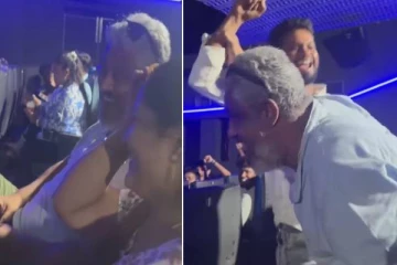 Viral Video: Fire பண்ணிட்டாரு.. திரையரங்கில் அஜித் போல தோன்றிய ரசிகன்