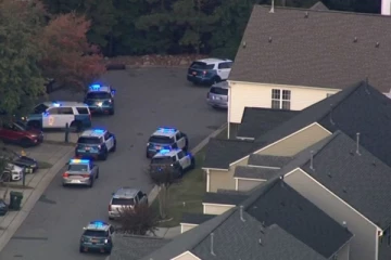 அமெரிக்காவில் தொடரும் துப்பாக்கிச் சூடு; பொலிஸ் அதிகாரி உட்பட பலர் பலி!