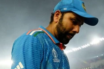 இலங்கை அணிக்கு எதிரான தொடர் தோல்வி : இக்கட்டான நிலையில் ரோகித் சர்மா