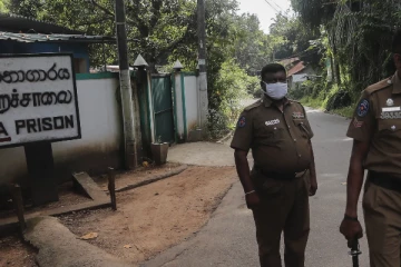 சிறைச்சாலையிலும் யுக்திய நடவடிக்கை; கைதியின் இடுப்பில் மறைந்திருந்த பொருட்கள்!