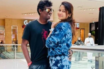 ஜவான் பட புகழ் இயக்குனர் அட்லீ தனது மனைவியுடன் எடுத்த அழகிய புகைப்படங்கள்