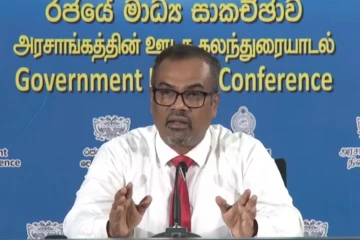 50%කින් වාහන මිල ඉහළ යනවායි කියන එක සම්පූර්ණ මිත්‍යාවක් එහෙම වෙන්නේ නෑ - නි. ඇමතිගෙන් පැහැදිලි කිරීමක්