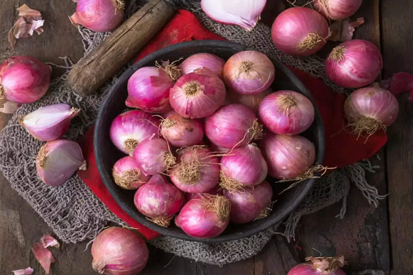 இந்த காய்கறிகளை சமைக்காமல் அப்படியே சாப்பிட வேண்டுமாம் | These Vegetables Eaten Raw Without Cooking