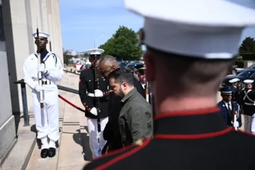 பென்டகன் நகரை வந்தடைந்த உக்ரேனிய ஜனாதிபதி!