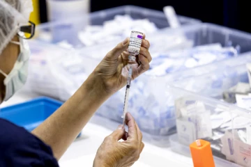 எஸ்ட்ராசெனேகா தடுப்பூசியின் 3வது டோஸ் நோய் எதிர்ப்பு சக்தியை அதிகரிக்கும்! - ஆய்வில் தகவல்