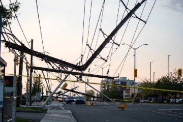 கனேடிய தலைநகரம் மேலும் 4 நாட்கள் இருளில் மூழ்கும்: அதிகாரிகள் அறிவிப்பு