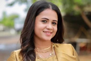 விஜய் டிவியில் இருந்து விலகிய மணிமேகலை.. ஜீ தமிழ் தொலைக்காட்சியில் என்ட்ரி