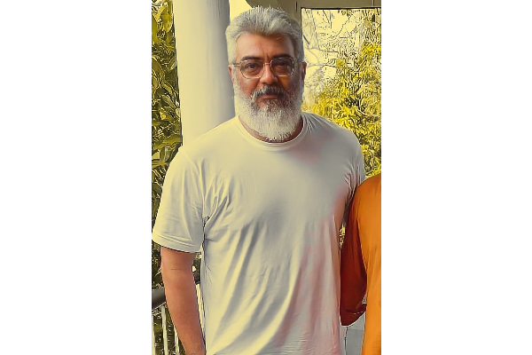 ரஜினியின் மகள் ஐஸ்வர்யா ரஜினிகாந்துடன் நடிகர் அஜித்! அன்ஸீன் புகைப்படம்.. | Aishwarya Rajinikanth With Ajith