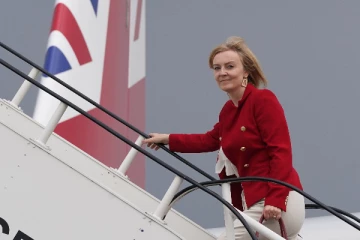 5 லட்சம் பவுண்டுகள்., மக்கள் வரிப்பணத்தை வீணடித்த பிரித்தானிய வெளியுறவு செயலாளர்! புதிய சர்ச்சை...