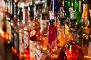 மதுபானப் போத்தல்களில் போலி ஸ்டிக்கர்: விடுக்கப்பட்டுள்ள அதிரடி பணிப்புரை