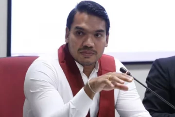 நாமல் ராஜபக்ஷ வீடு வீடாக ஏறி இறங்கினாலும் தேர்தல் வெற்றிக்கு வாய்ப்பில்லை