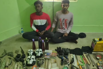 YOUTUBE பார்த்து துப்பாக்கி தயாரித்த இளைஞர்கள்  : போலிஸ் விசாரணையில் பகீர் தகவல்