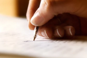 அண்ணன் திட்டியதால் பாடசாலை மாணவன் விபரீத முடிவு