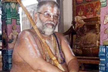 அமைச்சர்களை மிரட்டிய மன்னார்குடி ஜீயர் மீது திமுகவினர் புகார் - சொந்த மண்ணில் செக்..