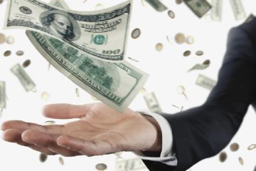 20 ஆண்டுகளாக கோடீஸ்வரர் என்பதை மகனிடம் மறைத்த தந்தை! பின்னணியில் இருக்கும் சுவாரஸ்யம்