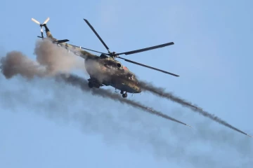 ரஷ்ய ஹெலிகாப்டரை சுட்டு வீழ்த்திய பிரித்தானியா ஏவுகணை! வெளியான வீடியோ ஆதாரம்