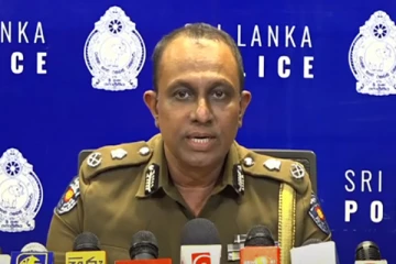 අපේක්ෂකයන් දෙදෙනෙක් ඇතුළු හතළිස් එකක් අත්අඩංගුවට..!