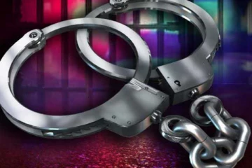 யாழில் 17 வயது சிறுவனும் பெண்ணும் அதிரடியாக கைது!