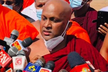 லொஹான் ரத்வத்தையின் குடும்ப உறுப்பினர்கள் தொடர்பில் தேரர் வெளியிட்ட பகீர் தகவல்!