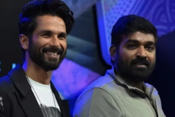 அபாயம்! இது வடநாடா? இல்லை தமிழ் நாடா? வைரலாகும் விஜய் சேதுபதியின் போஸ்டர்