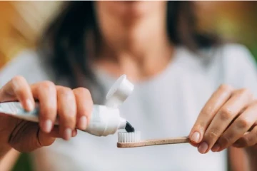 மாமியார் பயன்படுத்திய டூத் பேஸ்ட்டால் வந்த வினை - விவாகரத்தில் முடிந்த சுற்றுலா