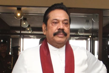 தேர்தல் ஒத்திவைக்கப்படுவதாக யார் சொன்னது..! மஹிந்த ராஜபக்ஷ கேள்வி