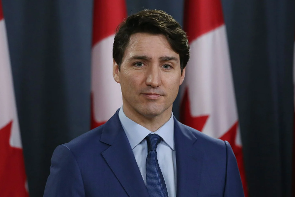 கனடா பிரதமர் உக்ரைனுக்கு விஜயம்! | Canadian Pm Visits Ukraine