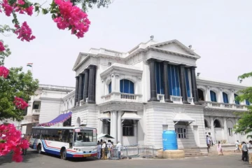 கொரோனா தடுப்பூசி செலுத்த ..மாற்றுத் திறனாளிகளுக்கு சிறப்பு  முகாம்கள்: தமிழக அரசு உத்தரவு