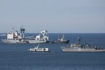 கிரிமியாவின் மீதான ட்ரோன் தாக்குதலை தடுத்த ரஷ்ய கடற்படை