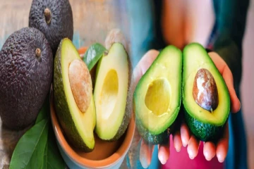 தினம் ஒரு வெண்ணைப்பழம் சாப்பிட்டால் உடலில் நடக்கும் அதிசயம் என்ன தெரியுமா?