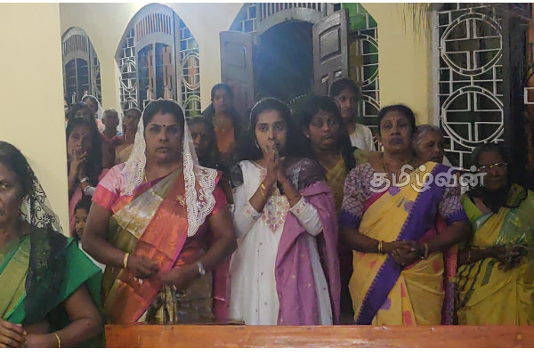 நாடு முழுவதும் களைகட்டிய ஆங்கில புத்தாண்டு கொண்டாட்டம் | A Weedy New Year In Mannar