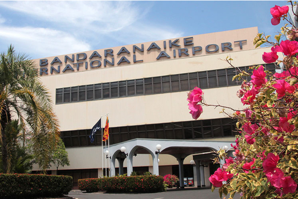 கட்டுநாயக்க விமான நிலையத்தில் தேநீர் வழங்க ஐந்து நிறுவனங்களுக்கு அனுமதி | Five Companies Allowed To Serve Tea At Airport