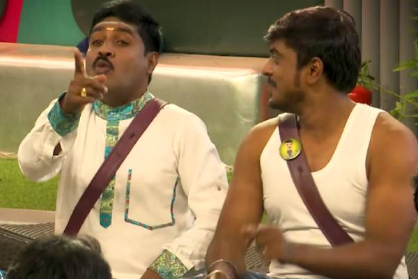 பிக்பாஸ் வீட்டிற்குள் மீண்டும் வந்து ஷிவினுடன் வாக்குவாதத்தில் ஈடுபட்ட முக்கிய போட்டியாளர்! | Asal Kolaar Came Back Bigg Boss Questioned Shivin