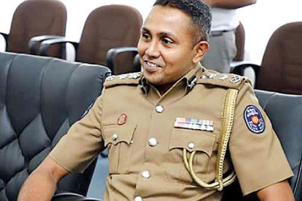 சிறிலங்கா காவல்துறையின் உள்ளக சர்ச்சைகள் அம்பலம்! ஏற்பட்டுள்ள பாரிய சிக்கல் | Internal Problems Within The Sri Lanka Police சிறிலங்கா காவல்துறையின் உள்ளக சர்ச்சைகள் அம்பலம்! ஏற்பட்டுள்ள பாரிய சிக்கல் | Internal Problems Within The Sri Lanka Police