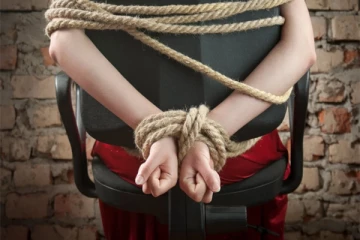 தன்னை தானே கடத்திய பெண்