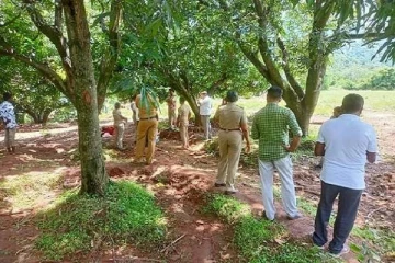 ஆற்றில் மூழ்கி புதுமண தம்பதி உயிரிழப்பு - உறவினர்கள் அதிர்ச்சி