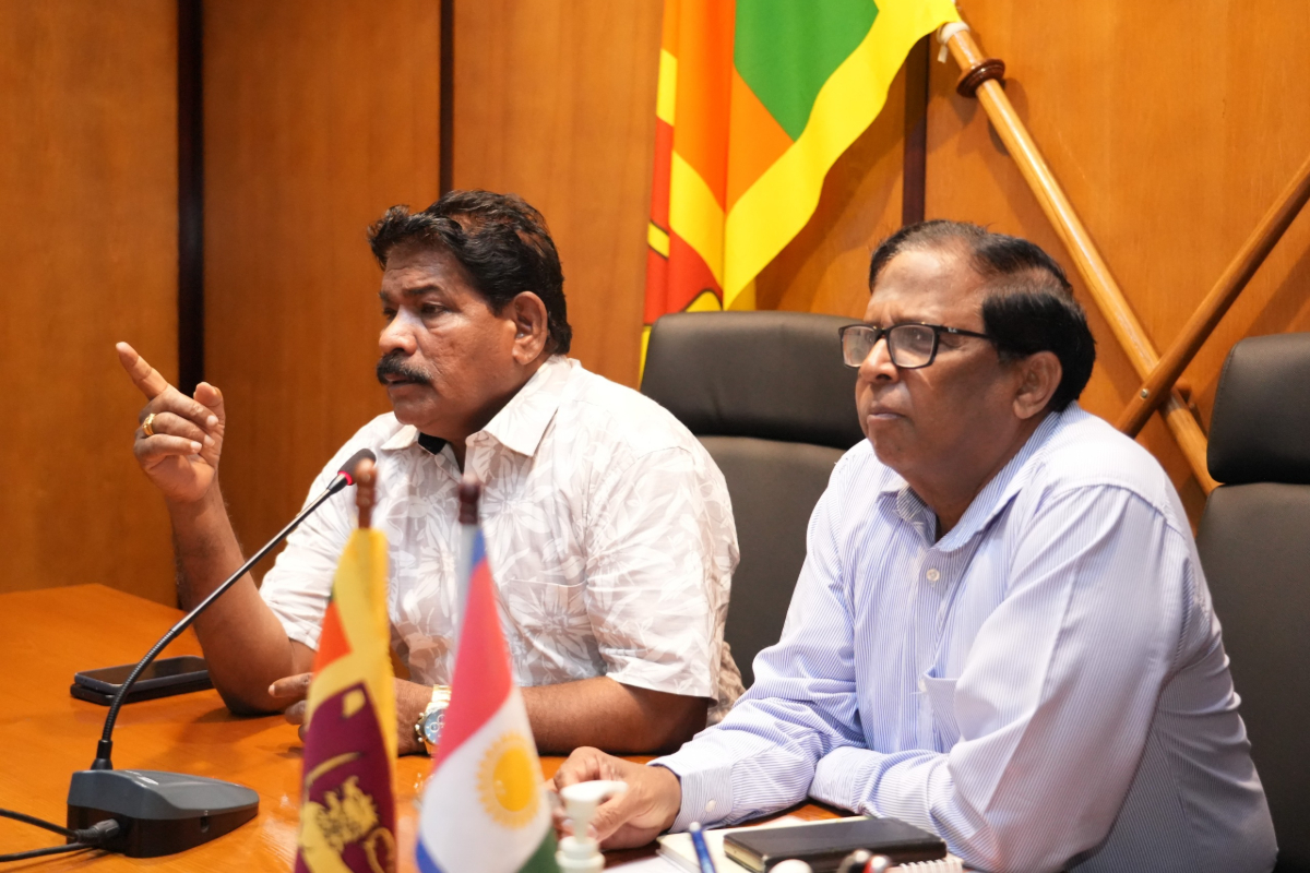 வடக்கில் உள்ள மணல் மாஃபியாக்களுக்கு கடற்றொழில் அமைச்சர் எச்சரிக்கை | Min Chandrasekar Warns Sand Mafias In The North