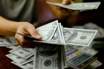 புலம்பெயர் தொழிலாளர்கள் பணம் அனுப்பும் தொகையில் அதிகரிப்பு - மத்திய வங்கி அறிக்கை